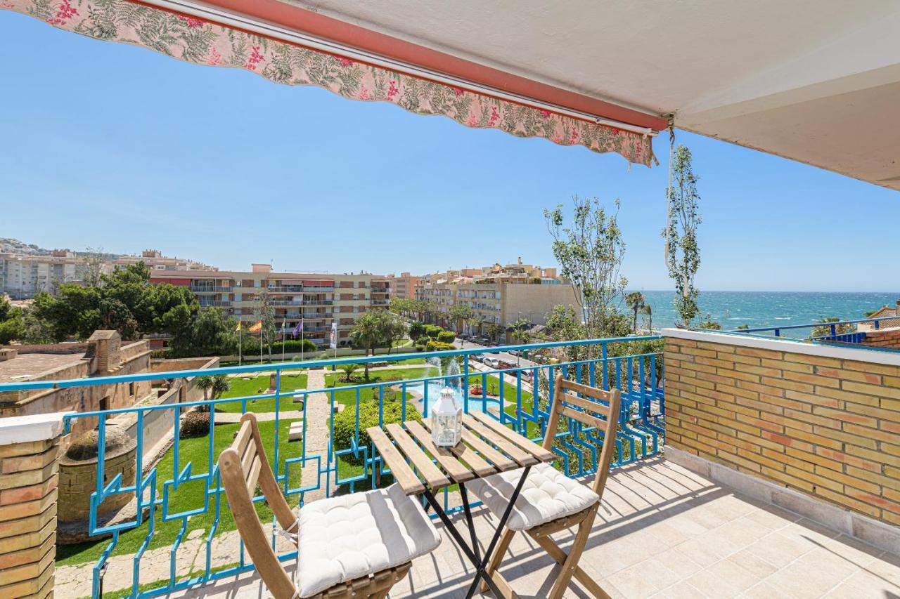Wintowinrentals Vista Al Mar En Pleno Centro Rincón de la Victoria Екстериор снимка