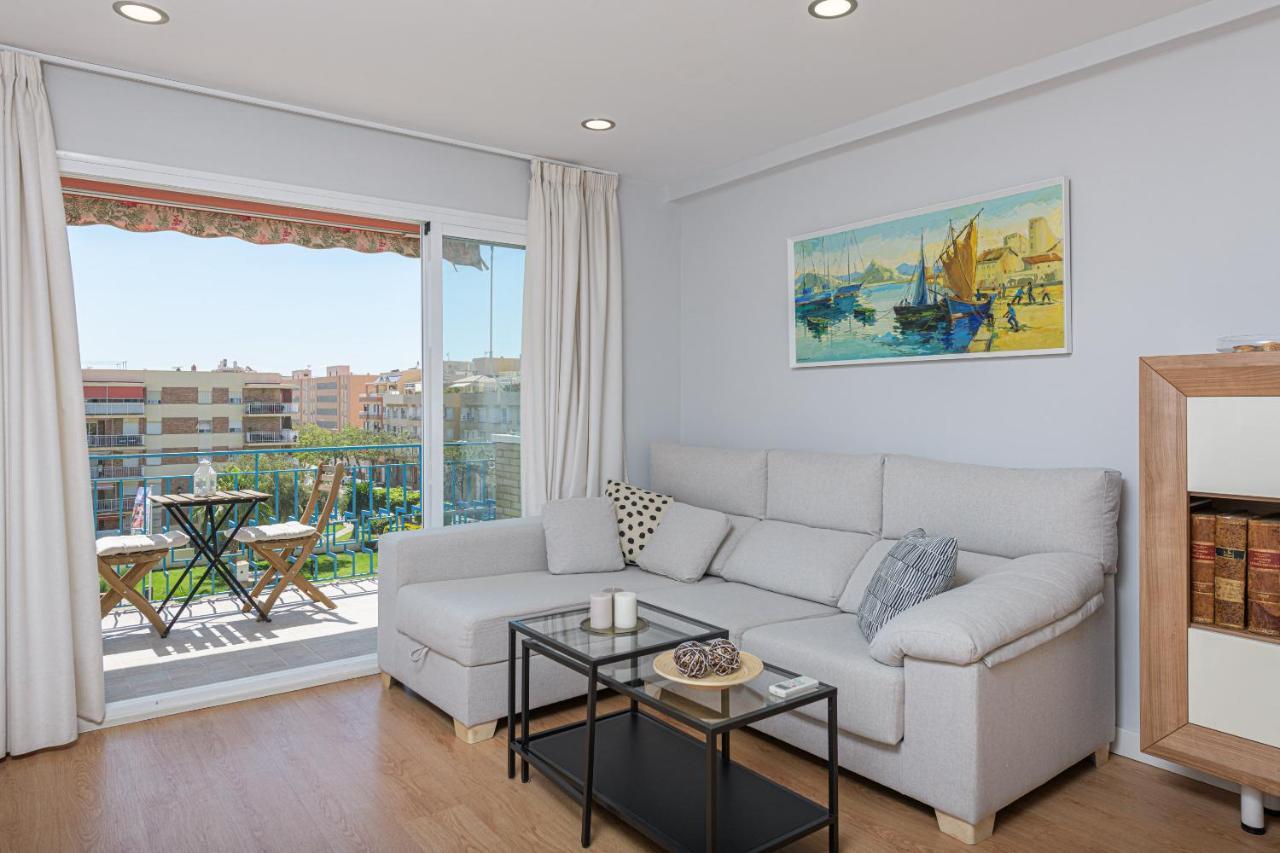 Wintowinrentals Vista Al Mar En Pleno Centro Rincón de la Victoria Екстериор снимка