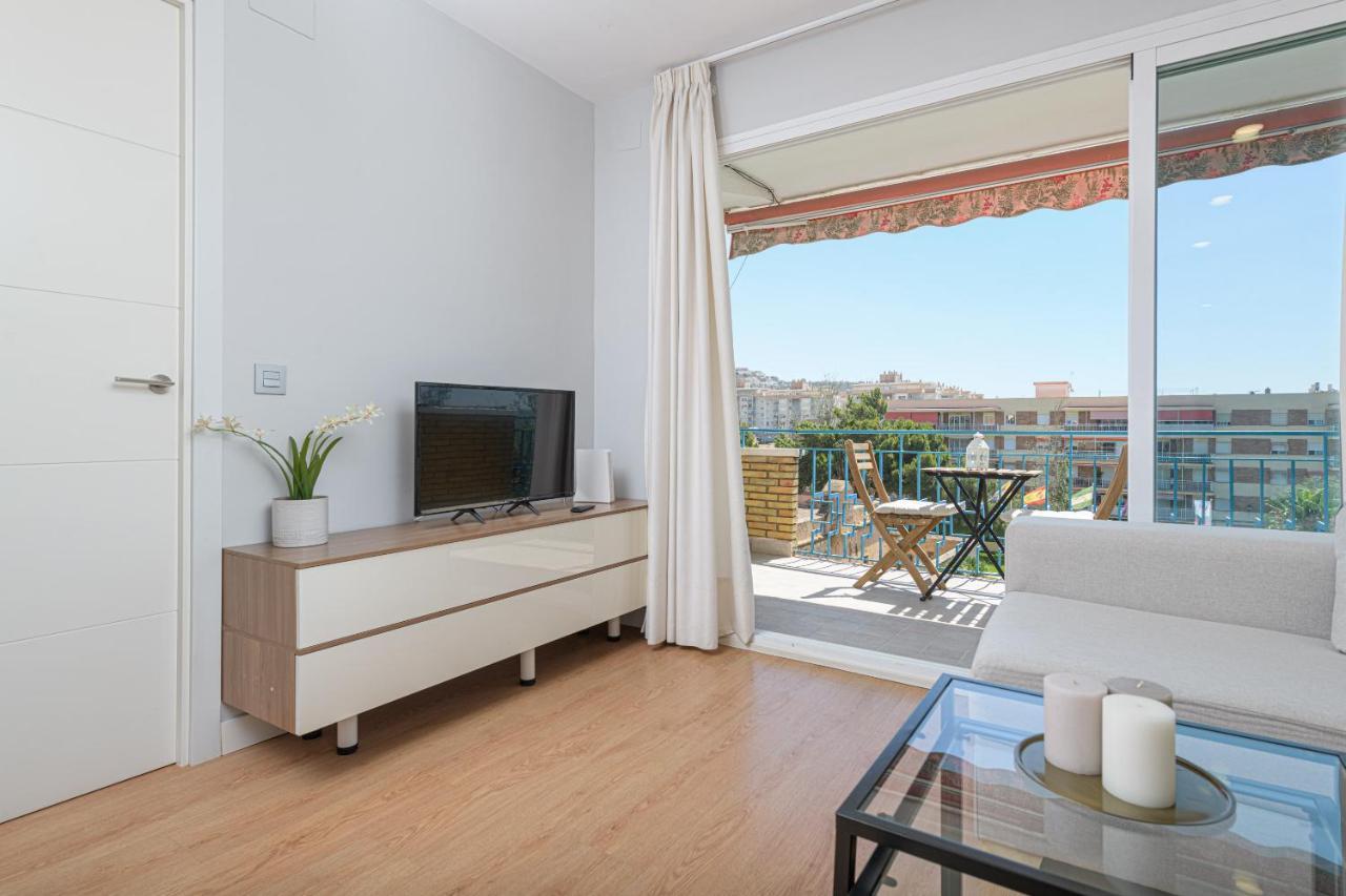 Wintowinrentals Vista Al Mar En Pleno Centro Rincón de la Victoria Екстериор снимка