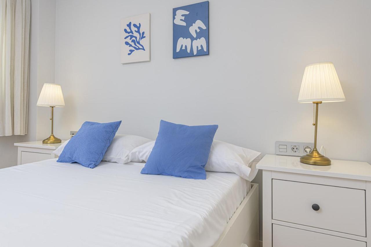 Wintowinrentals Vista Al Mar En Pleno Centro Rincón de la Victoria Екстериор снимка