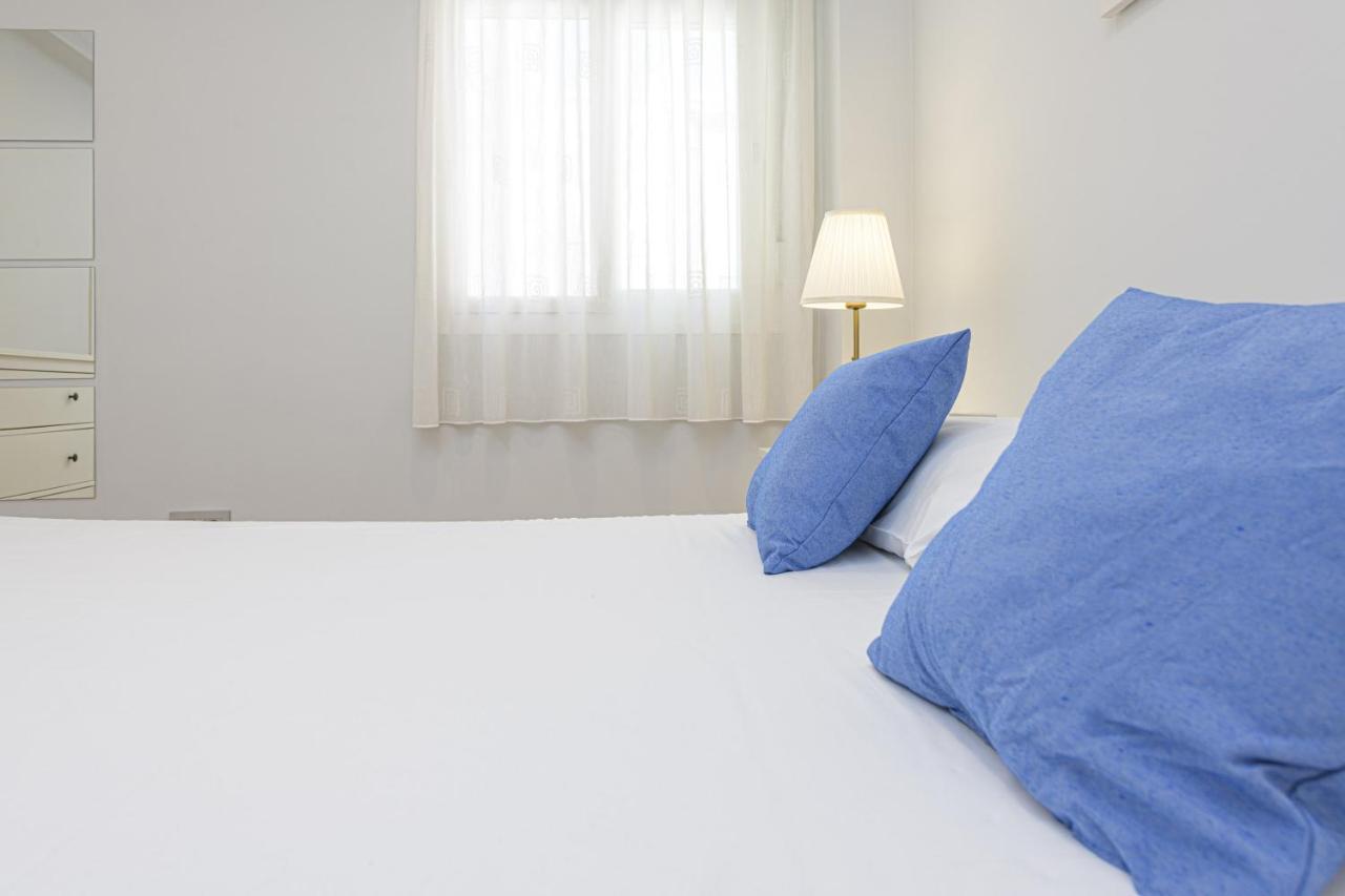 Wintowinrentals Vista Al Mar En Pleno Centro Rincón de la Victoria Екстериор снимка