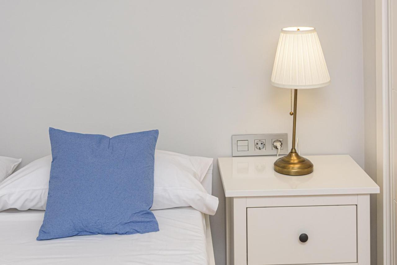 Wintowinrentals Vista Al Mar En Pleno Centro Rincón de la Victoria Екстериор снимка