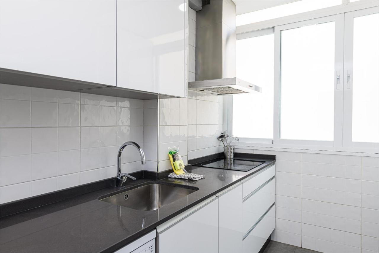 Wintowinrentals Vista Al Mar En Pleno Centro Rincón de la Victoria Екстериор снимка