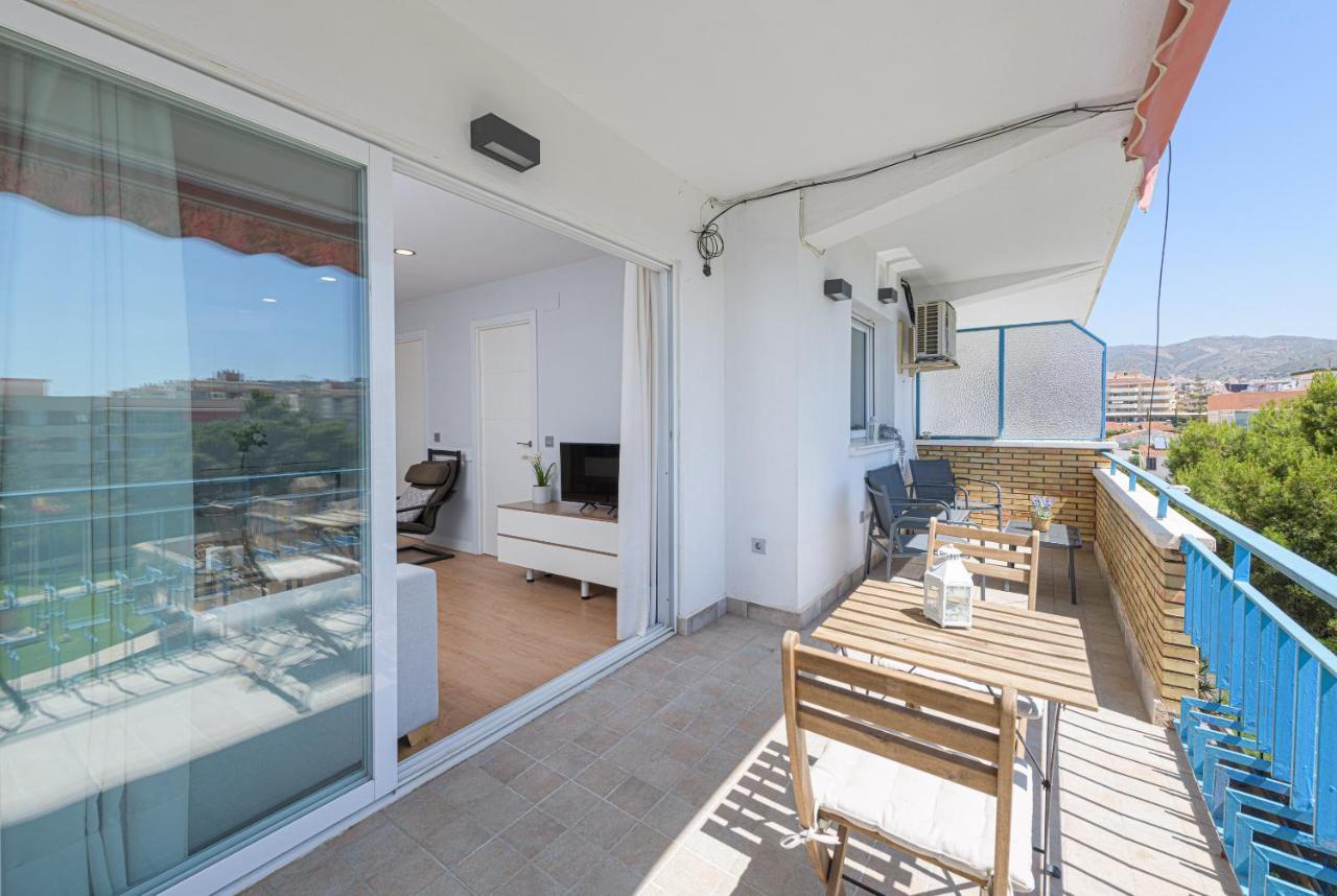 Wintowinrentals Vista Al Mar En Pleno Centro Rincón de la Victoria Екстериор снимка