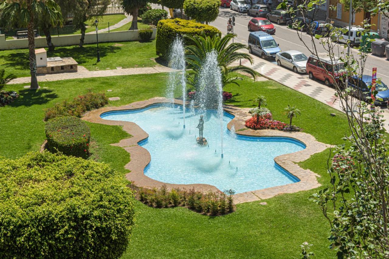 Wintowinrentals Vista Al Mar En Pleno Centro Rincón de la Victoria Екстериор снимка